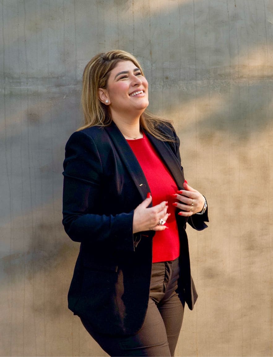 Rebecca Fisli avocate française à Lyon et Dubaï qui écrit des livres sur le divorce et le patrimoine